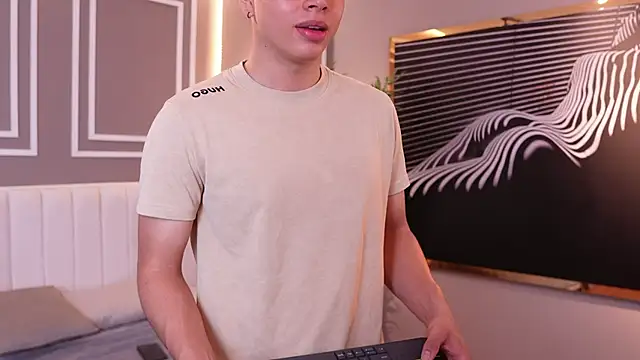 Ethan occonor online show from October 24, 12:45 pm