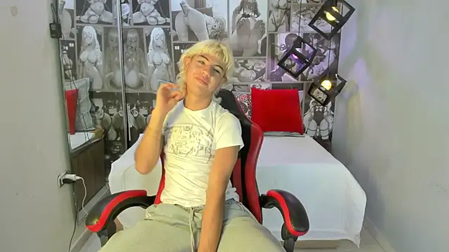 Enrrixxx  online show from January 17, 12:37 am