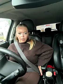 KaylaTrudi online show from November 14, 10:58 am