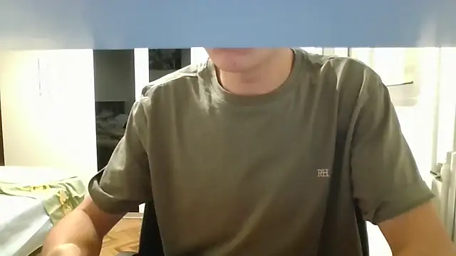 Snapshot of Alexpereezzz chatting on November 2, 5:04 pm Alexpereezzz online show from November 2, 5:04 pm