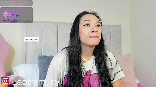 Snapshot of juliettaa_1 chatting on May 3, 10:05 pm juliettaa 1 online show from May 3, 10:05 pm