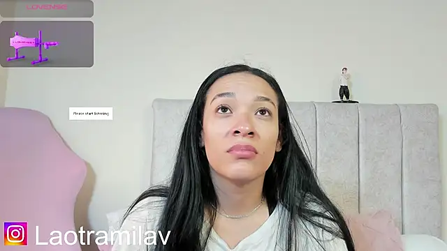 Snapshot of juliettaa_1 chatting on May 6, 12:19 am juliettaa 1 online show from May 6, 12:19 am