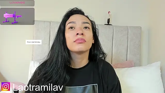 Snapshot of juliettaa_1 chatting on June 9, 12:00 am juliettaa 1 online show from June 9, 12:00 am
