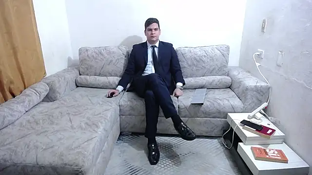 Snapshot of Victor_Maitland chatting on June 25, 8:57 pm Victor Maitland online show from June 25, 8:57 pm