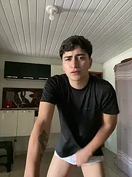 Tavinho067 online show from February 11, 8:03 pm