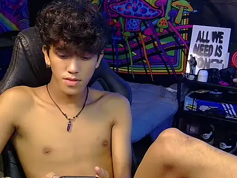 kenbigcockxx online show from June 23, 8:07 pm