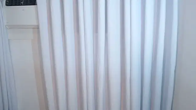 Snapshot of _prettykylie_ chatting on December 3, 12:36 pm prettykylie online show from December 3, 12:36 pm