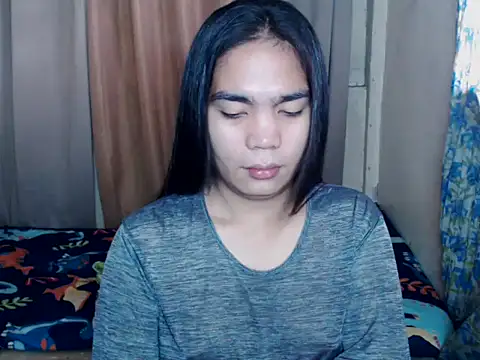 Snapshot of Simple_Martina chatting on February 2, 1:37 am Simple Martina online show from February 2, 1:37 am