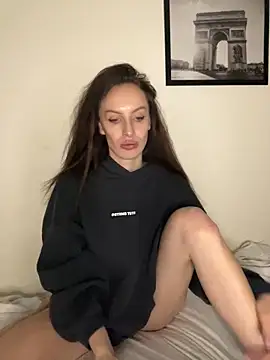 goodgirldevil online show from February 8, 9:51 pm