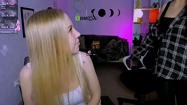 Snapshot of miki-niki chatting on September 25, 1:15 pm miki-niki online show from September 25, 1:15 pm