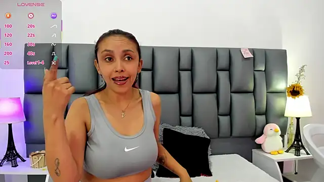 valeriasweet  online show from November 22, 4:17 pm