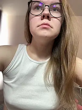  CherryBloom  online show from April 18, 8:29 am