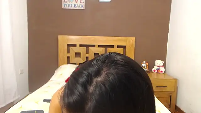 ValeSantoDomingo online show from February 7, 11:30 pm