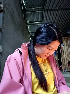 yoowwmr online show from November 5, 3:39 am