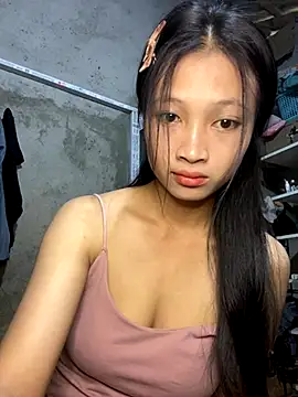 Snapshot of vyvy777 chatting on September 23, 12:35 am vyvy777 online show from September 23, 12:35 am