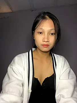 Snapshot of vyvy777 chatting on November 2, 6:49 am vyvy777 online show from November 2, 6:49 am