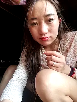 Zhan99999 online show from April 5, 3:15 am