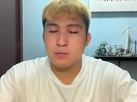 lovely jay online show from July 6, 2:47 pm