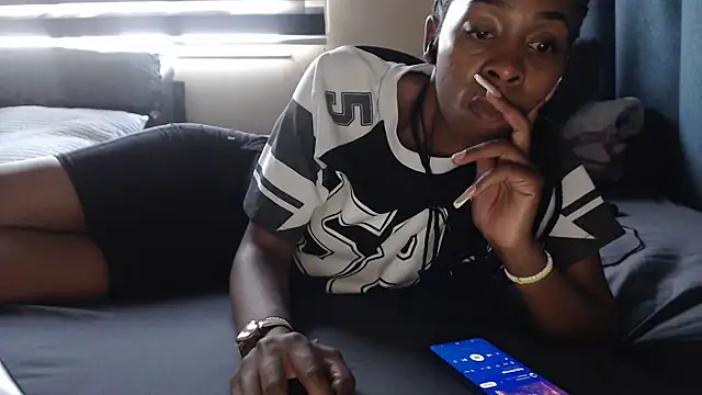 Snapshot of Sexsexyx chatting on October 15, 3:12 pm Sexsexyx online show from October 15, 3:12 pm