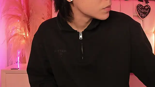 Daphne And Roger online show from February 27, 10:59 am