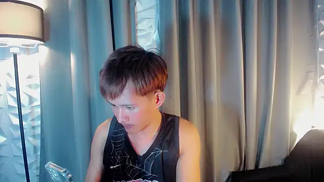 Snapshot of prince_elaijah chatting on October 14, 2:40 pm prince elaijah online show from October 14, 2:40 pm