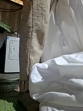 Snapshot of cincin_677 chatting on October 5, 5:06 am cincin 677 online show from October 5, 5:06 am