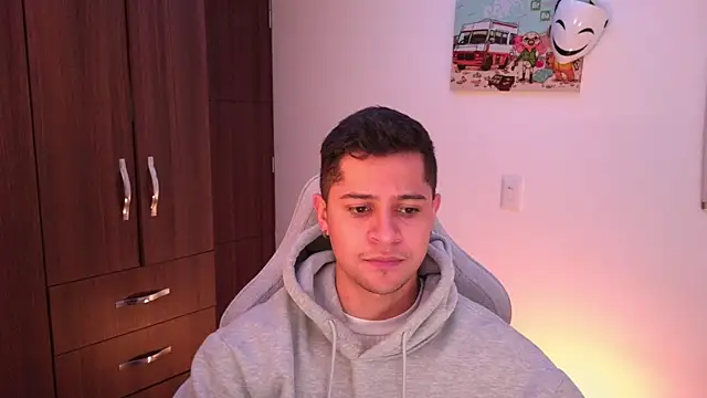 domsantiago  online show from October 26, 1:55 am