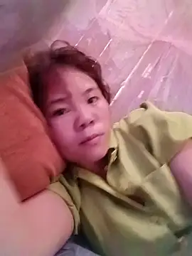 Snapshot of Nguyet135 chatting on May 14, 5:14 am Nguyet135 online show from May 14, 5:14 am