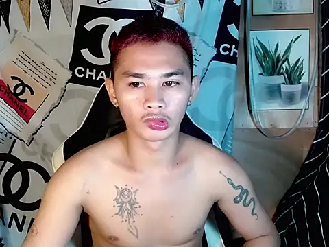 Snapshot of asianhardcock25 chatting on October 7, 2:58 pm asianhardcock25 online show from October 7, 2:58 pm