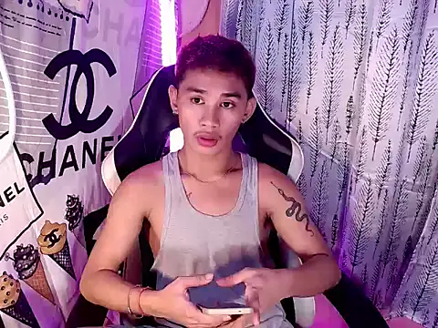 asianhardcock25 online show from December 19, 2:35 pm