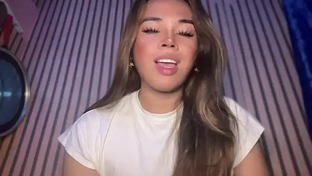 Snapshot of goddessofalltime chatting on September 15, 6:13 am goddessofalltime online show from September 15, 6:13 am