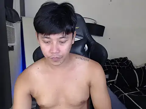 Snapshot of alexsuckable01 chatting on September 12, 5:57 pm alexsuckable01 online show from September 12, 5:57 pm