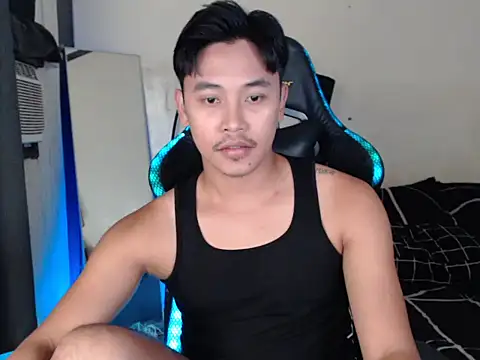 Snapshot of alexsuckable01 chatting on September 21, 11:23 am alexsuckable01 online show from September 21, 11:23 am