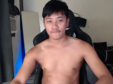 Snapshot of alexsuckable01 chatting on October 14, 6:03 am alexsuckable01 online show from October 14, 6:03 am