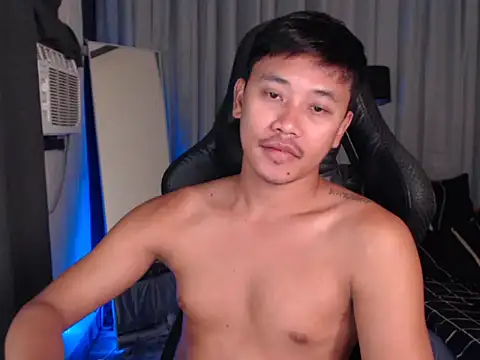 Snapshot of alexsuckable01 chatting on February 26, 3:44 pm alexsuckable01 online show from February 26, 3:44 pm