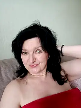Snapshot of MilaSky4701 chatting on June 2, 1:46 pm MilaSky4701 online show from June 2, 1:46 pm