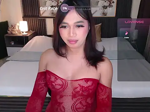 Snapshot of AluxeKristine chatting on September 18, 2:13 am AluxeKristine online show from September 18, 2:13 am