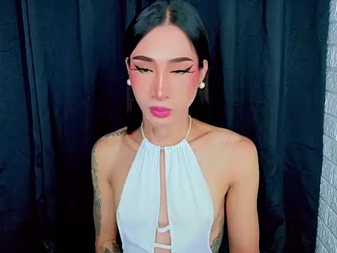 TRANSGODDESSA online show from June 30, 6:31 pm