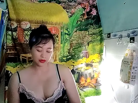 emgaixinhngoan online show from February 11, 6:02 pm