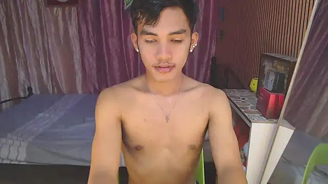 urhot chany online show from December 2, 4:13 pm