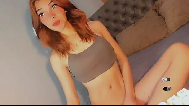 Snapshot of bella_enchantra chatting on July 25, 4:10 am bella enchantra online show from July 25, 4:10 am