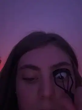 YoungLeo2006 online show from September 29, 9:19 pm