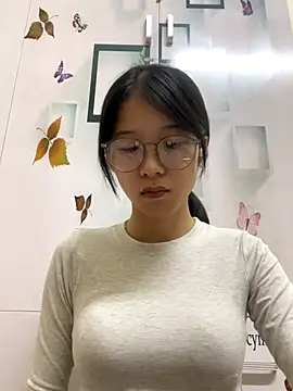 meomeo2k6 online show from December 4, 1:53 pm