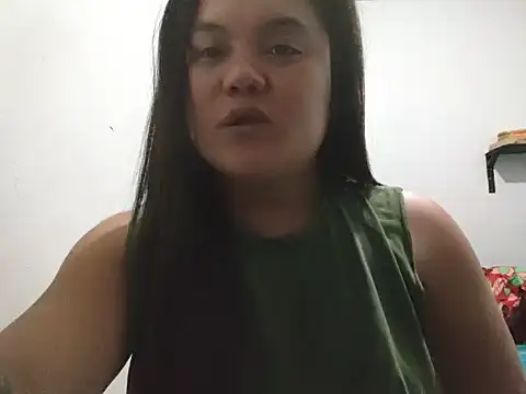 Snapshot of fluffy_pussyx chatting on July 13, 5:10 am fluffy pussyx online show from July 13, 5:10 am