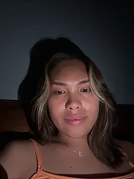 Snapshot of Griselda_beatriz3 chatting on April 25, 9:34 pm Griselda beatriz3 online show from April 25, 9:34 pm