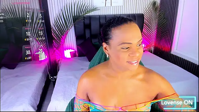 AriebonyBrooke online show from November 17, 11:38 am