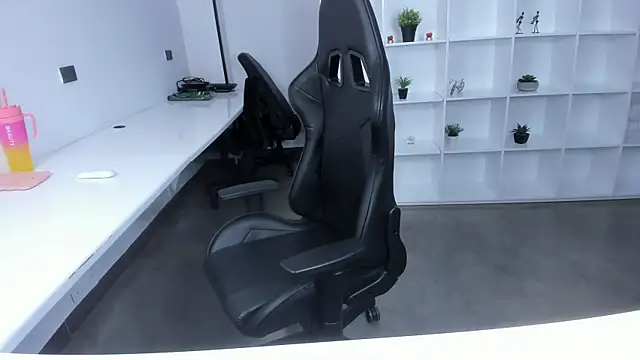 megan bigboobs  online show from November 12, 11:10 am