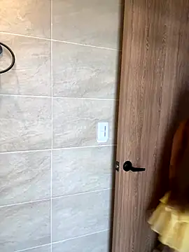 Nikii   online show from November 10, 12:15 pm