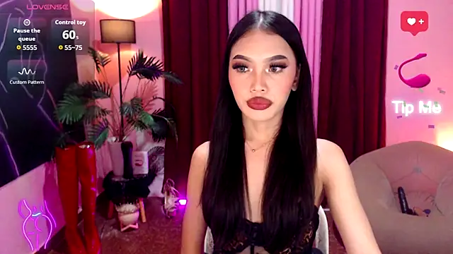 Snapshot of Asianprincess69 chatting on September 25, 5:44 am Asianprincess69 online show from September 25, 5:44 am