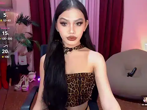 Snapshot of Asianprincess69 chatting on October 13, 8:47 am Asianprincess69 online show from October 13, 8:47 am